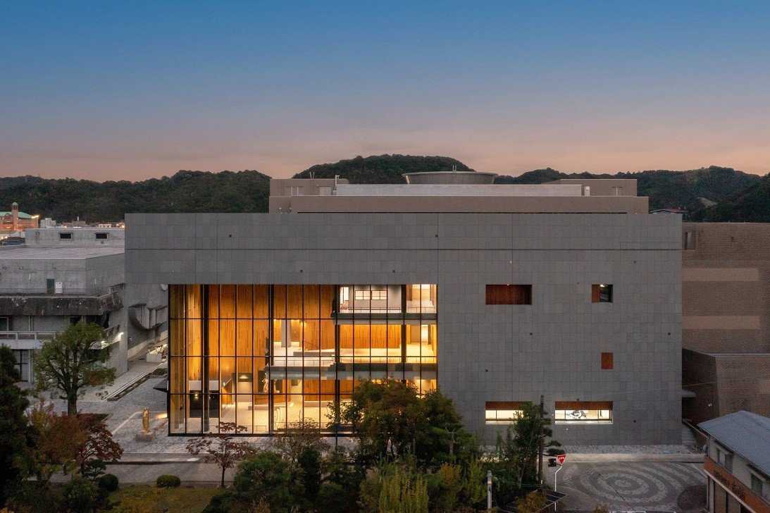 🎨 이바라 시립 히라쿠시 덴추 미술관(이바라시리츠 히라쿠시 덴추 비주츠칸) 이미지 1